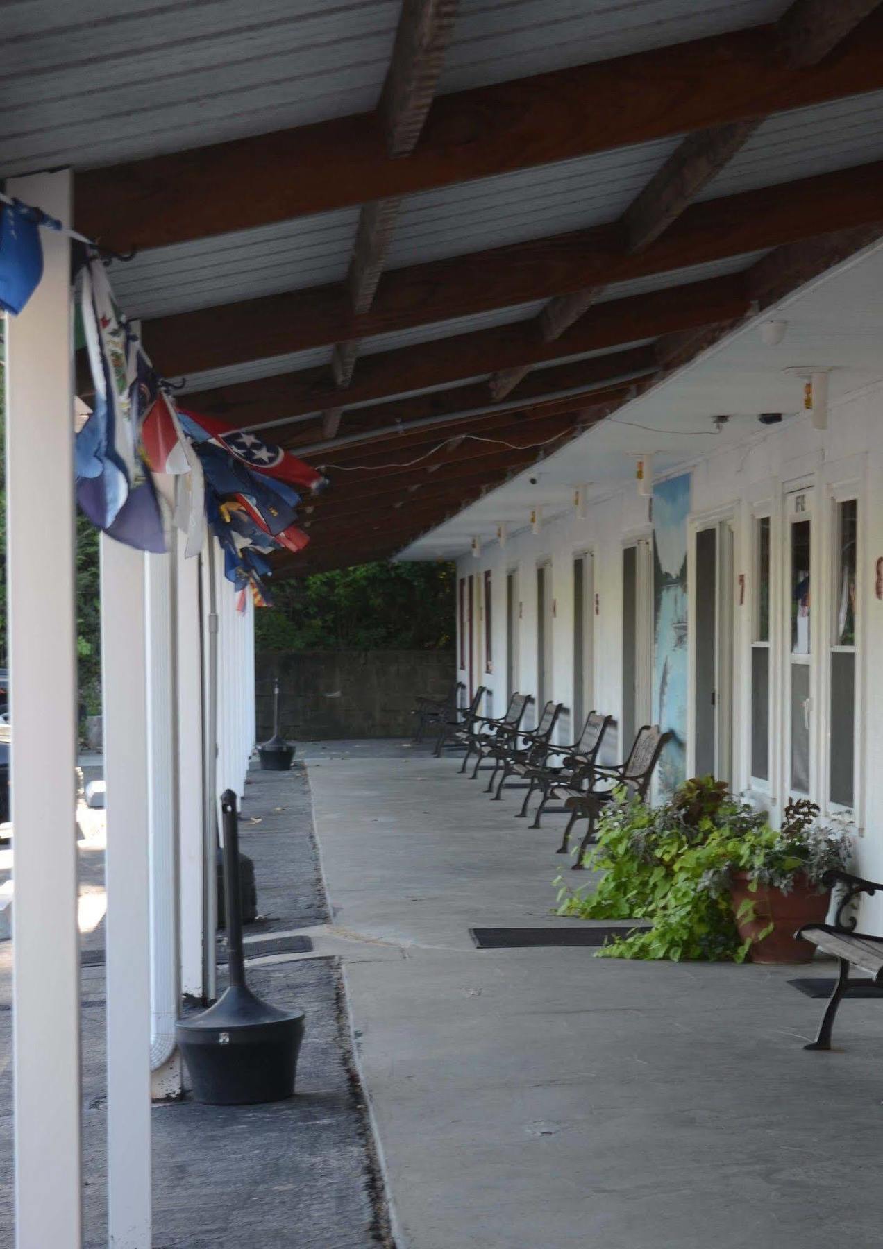Leon Little River Inn Motel מראה חיצוני תמונה