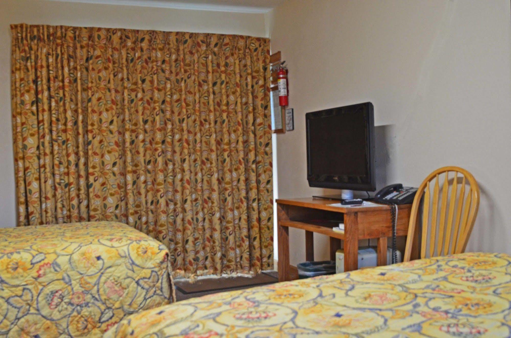 Leon Little River Inn Motel מראה חיצוני תמונה
