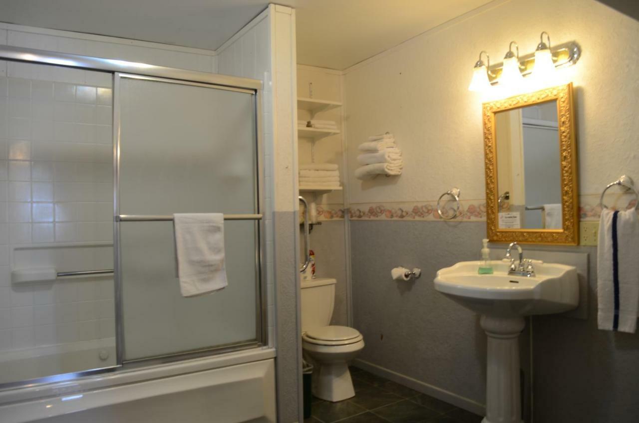 Leon Little River Inn Motel מראה חיצוני תמונה