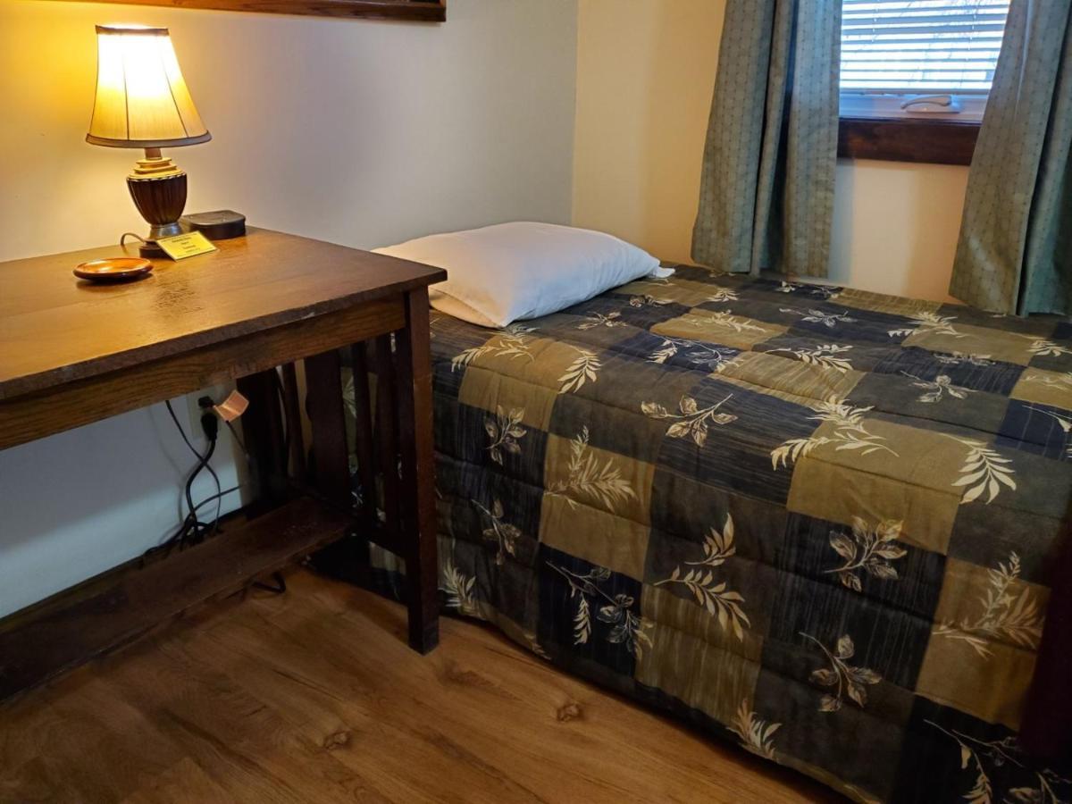 Leon Little River Inn Motel מראה חיצוני תמונה